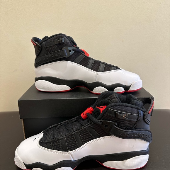 NIB $135 Jordan 6 Rings 323419 067 Black | University Red | White - Picture 5 of 6